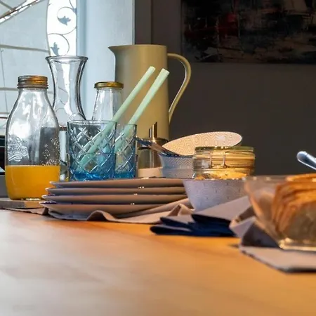 펜션 Am-hohen-ufer-reetdach-haus-strand-ahoi-131